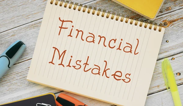 Common Personal Finance Mistakes Young Indians Should Avoid